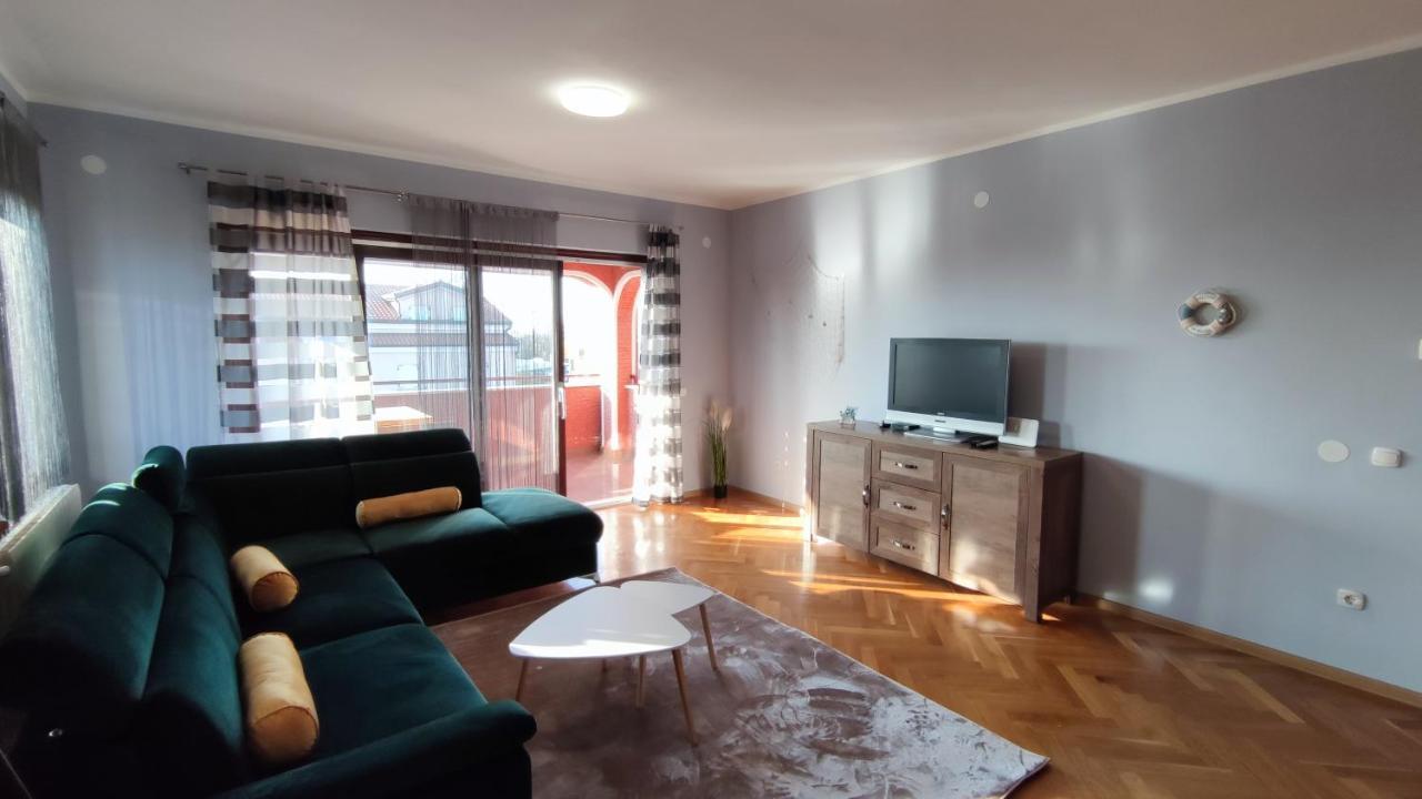 Apartments Marla Porec Luaran gambar