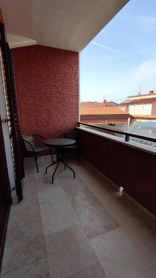 Apartments Marla Porec Luaran gambar