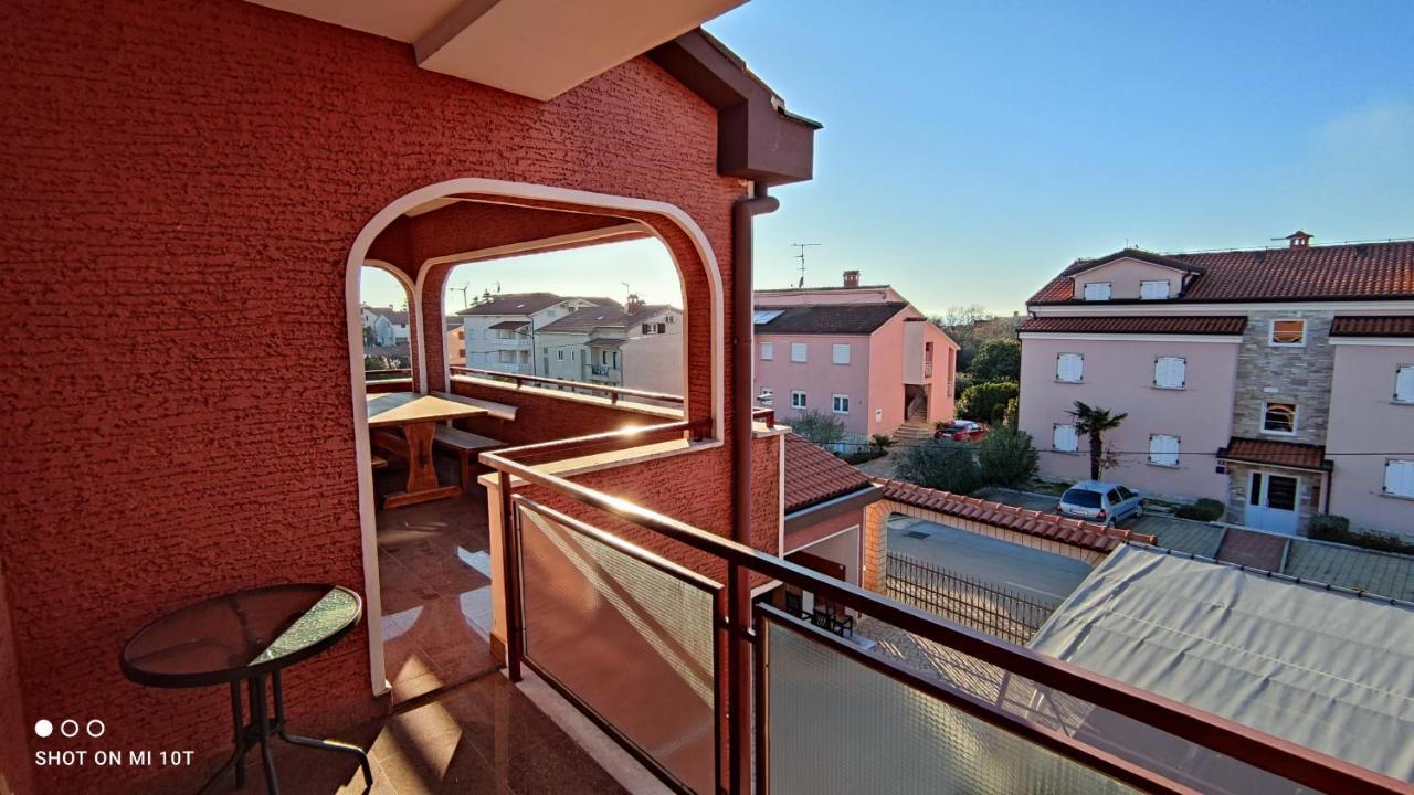 Apartments Marla Porec Luaran gambar