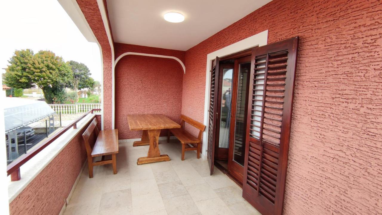 Apartments Marla Porec Luaran gambar